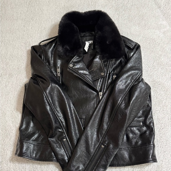Dkny Jackets & Blazers - DKNY Women's Glossy Black faux Leather Jacket with Fur Collar